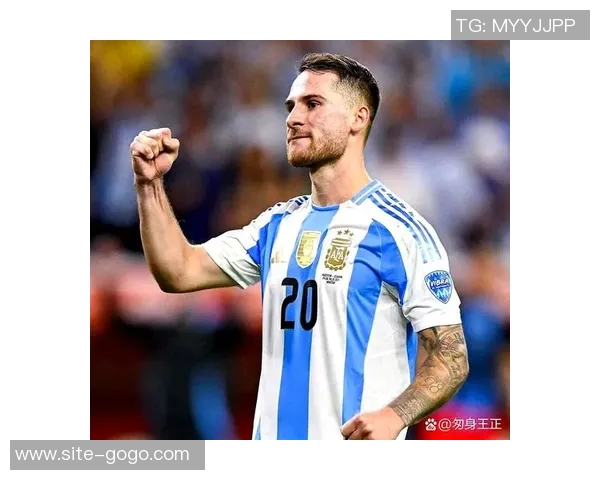 塞拉德斯回忆99年离开巴萨经历经塞尔塔转会皇马合同剩一年