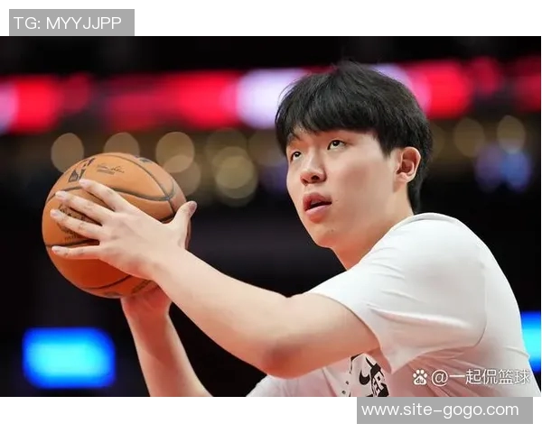开拓者媒体人点评魔术杨瀚森表现8分钟内2次失误需加强控制