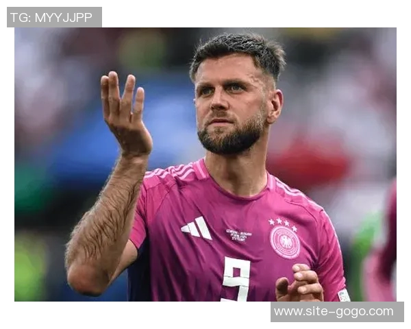 菲尔克鲁格被盗珠宝损失50万欧元仍助米兰赢得关键三分 菲尔克鲁格被盗珠宝损失50万欧元仍助米兰赢得关键三分